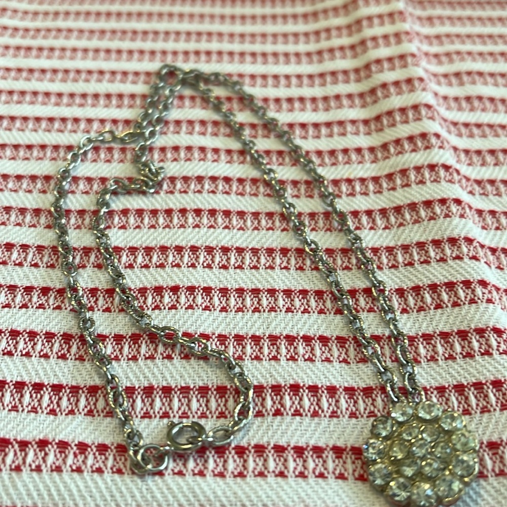 Necklace, vintage silver tone rhinestones needs cleaning fine chain